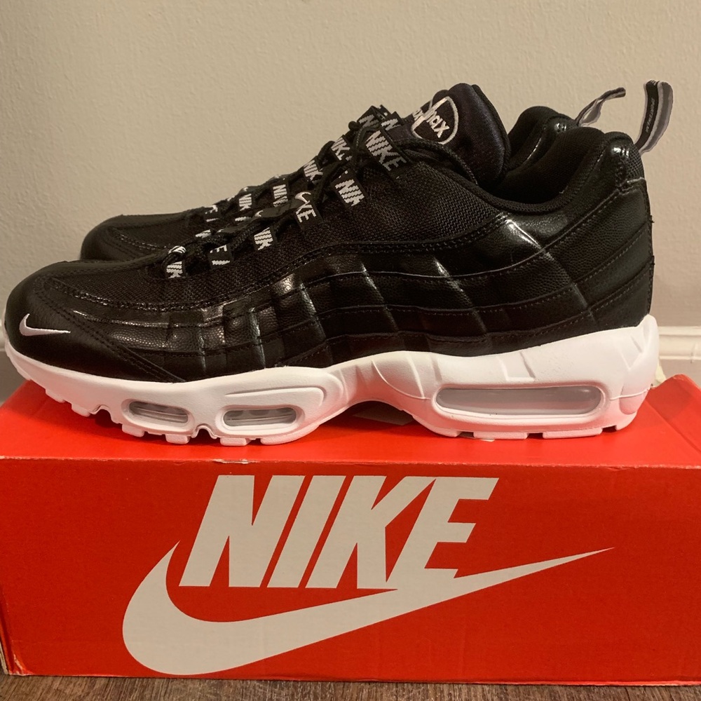 Nike Air Max 95 PRM “Overbranding Black”
